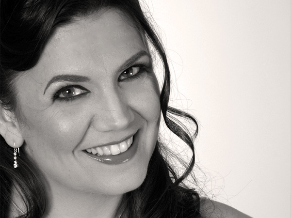 Coloratura Soprano Lori Ann Fuller Piscioneri Joins PCO to Open its 32nd Season